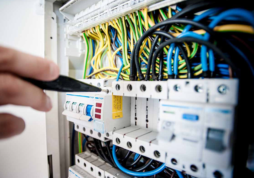 Electrical maintenance in Omaha